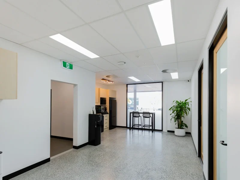 M1 BUSINESS HUB-67